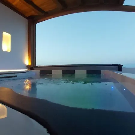 شقة Amallini Mykonos, Aris Sky Suite, Superior